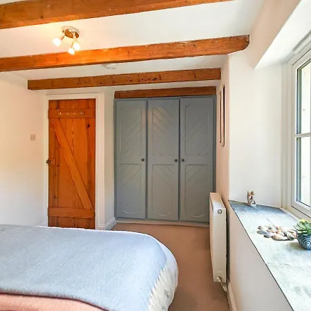 The Long Barn Holiday home Little Petherick